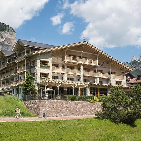 Hotel Portillo Dolomites 1966' Selva di Val Gardena Luaran gambar