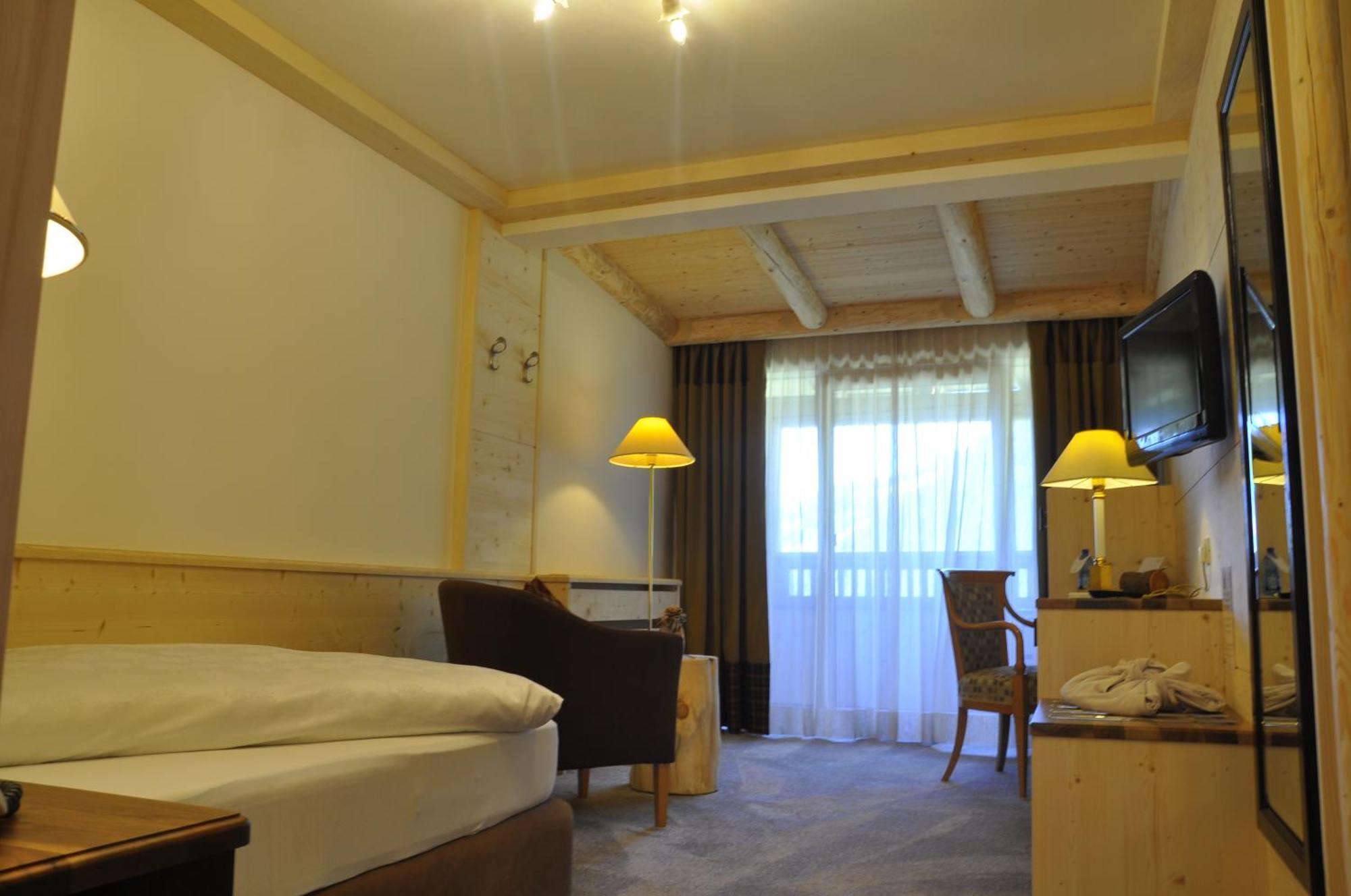 Hotel Portillo Dolomites 1966' Selva di Val Gardena Bilik gambar